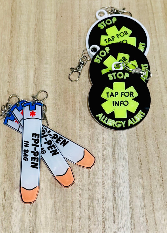 Allergy alert set - NFC tap-for-info discs and Epi-Pen in bag tags